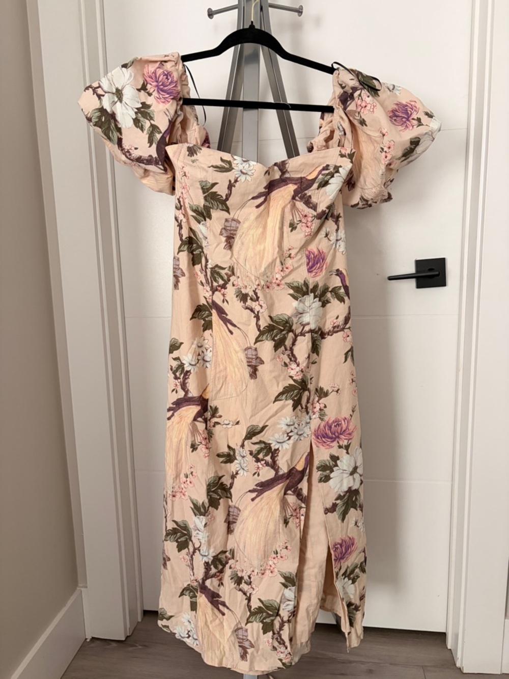 H&M cream Floral Puff-Sleeve Midi Dress
